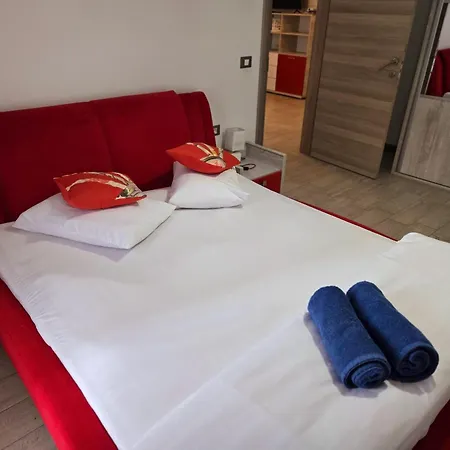 Apartment Azizi - Center Piscina Navodari