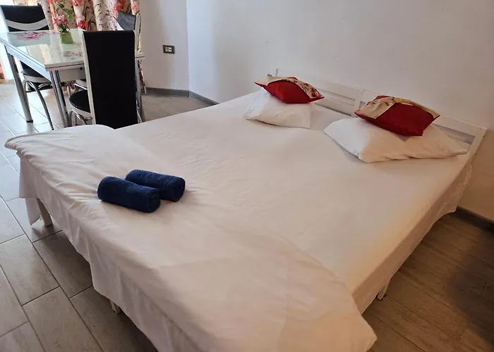 Apartment Azizi - Center Piscina Navodari