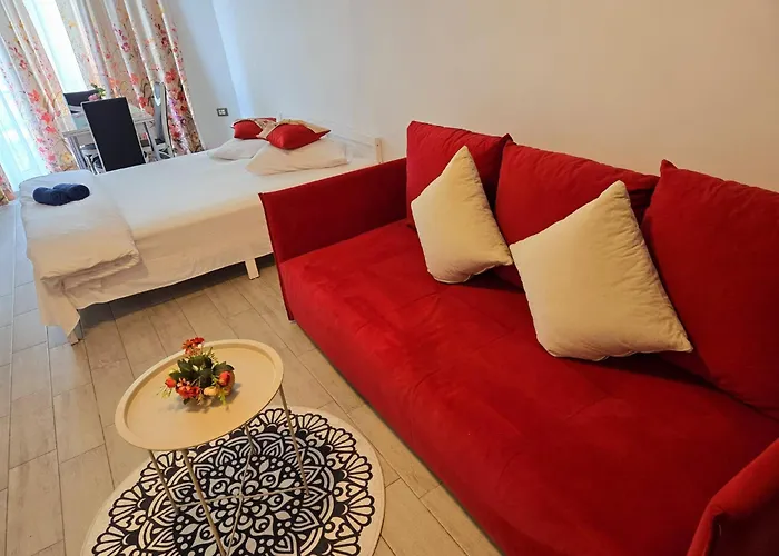 Apartment Azizi - Center Piscina